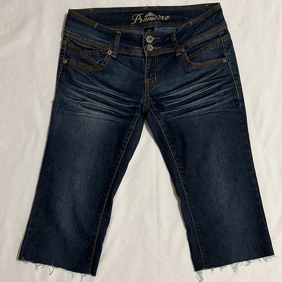Premiere Denim Dark Wash Capri Denim Jeans - Picture 2 of 3
